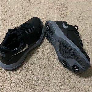 NIKE Golf Shoes BRAND NEW